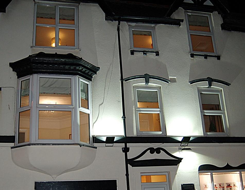 Saint Cadfans Lodge Tywyn Exterior photo